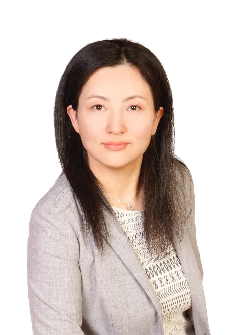 Lin, RCIC — Regulated Canadian Immigration Consultant